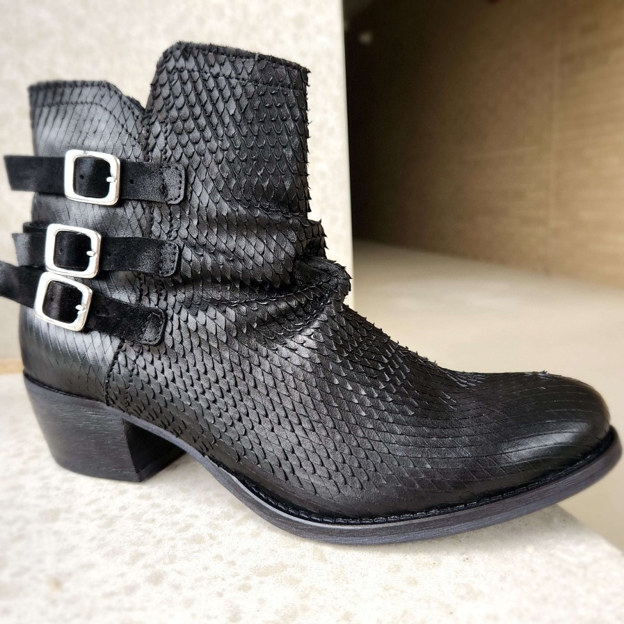 Footwear Eric Michael Ankle Boots | Eric Michael - Carlita Low Heel Buckle Boot