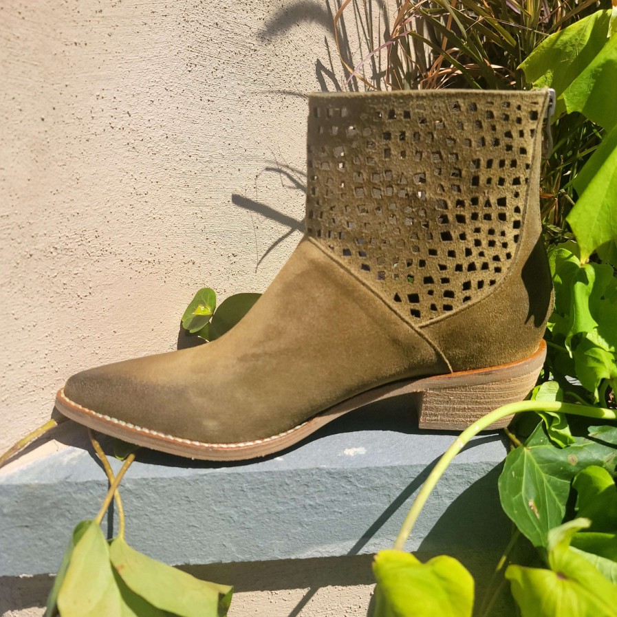 Footwear Antelope Ankle Boots | Cass Olive Suede