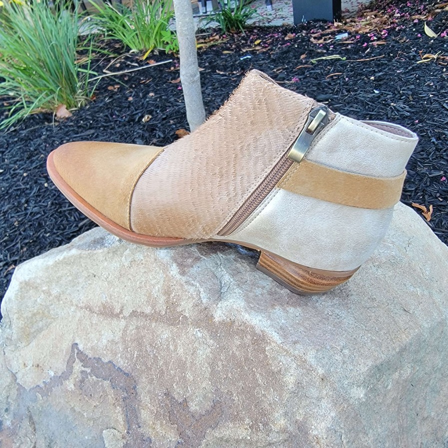 Footwear Antelope Low Heel Boots | Antelope - Leslie Stone Leather