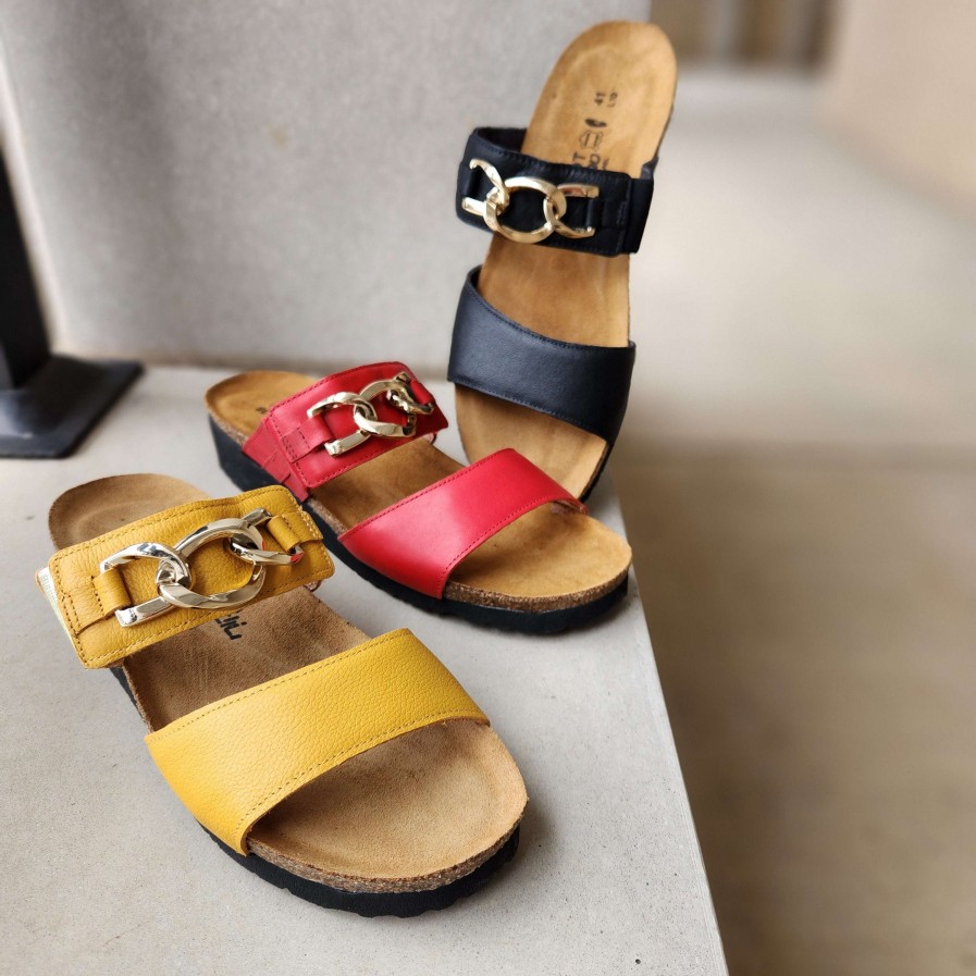 Footwear Yaleet Flat Sandals | Naot - Victoria Leather Slide Sandal