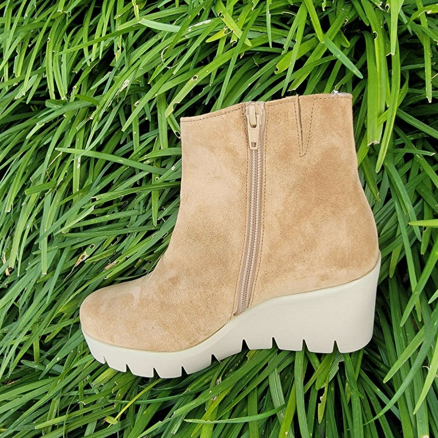 Footwear Gabor Wedge Boot | Gabor - 34.780.14 - Tan Wedge Lion (Tan) Velour