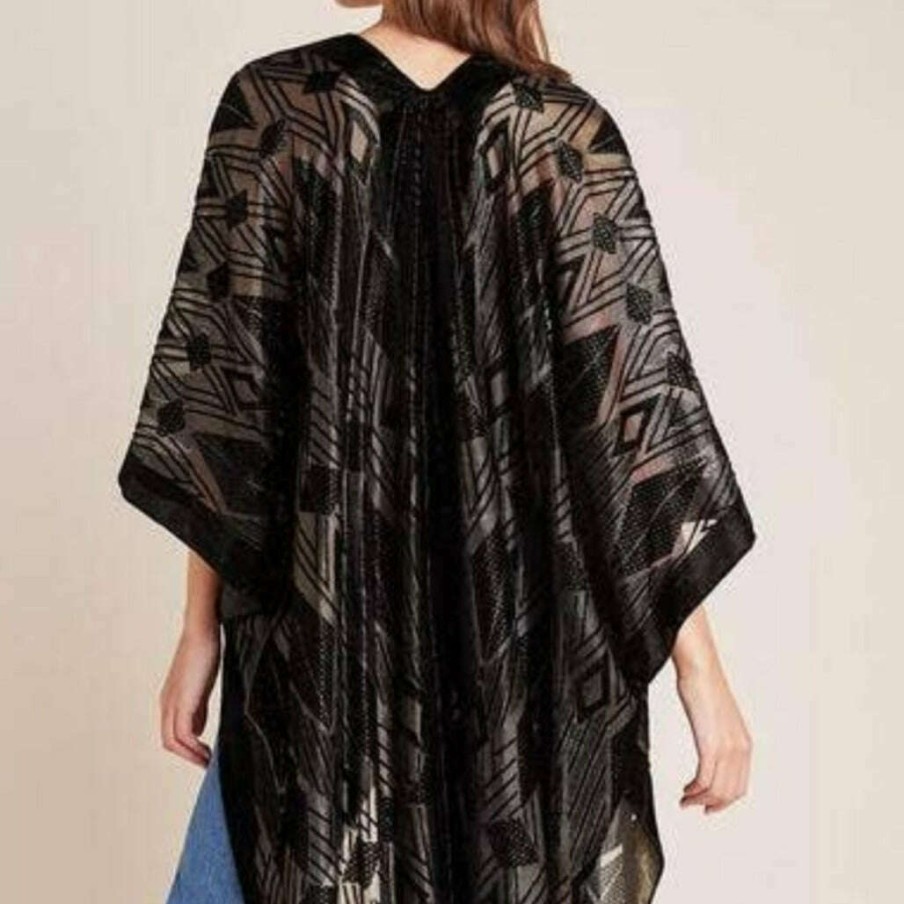 Clothing SAACHI Sleek Clothing | Saachi - Diamond Velvet Burnout Kimono Black