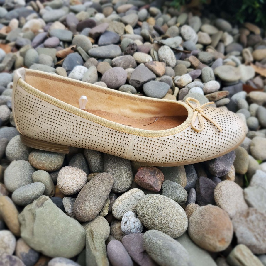 Footwear Tamaris | Tamaris - Auberon Leather Ballet Flat