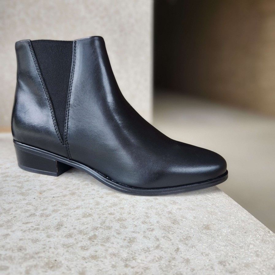 Footwear Eric Michael Low Heel Boots | Eric Michael - Westy