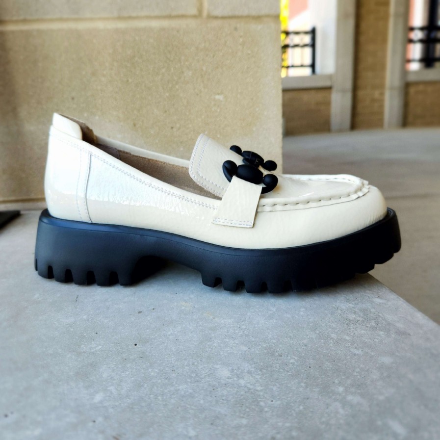 Footwear Van Eli Slip-On Loafers | Vaneli - Zeva White Patent Leather Platform Loafer White/Black