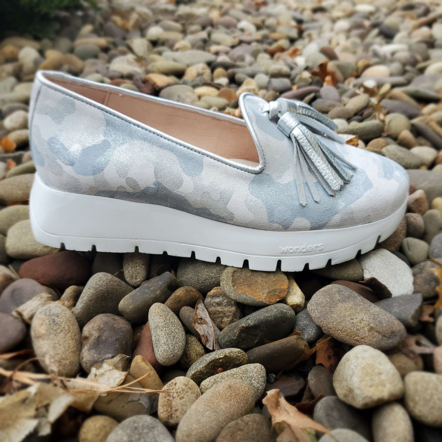 Footwear WONDERS Slip-On Loafers | Wonders - White Camo Flatform Tassel Loafer